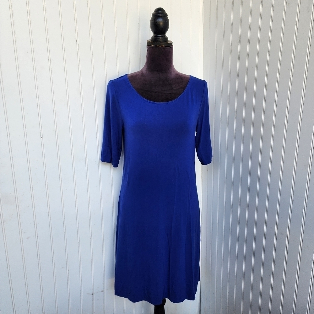 Adrienne Vittadini Women's Shift Dress Blue Knee Length Casual Rayon Sz S